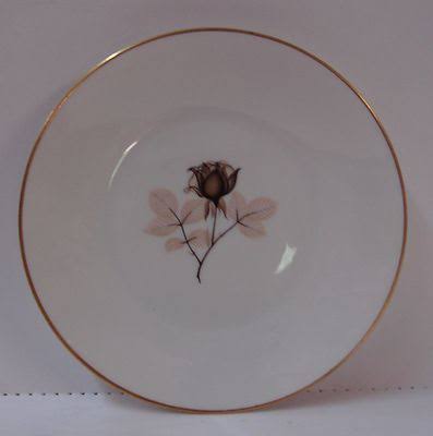 Shadow Line Bread Plate